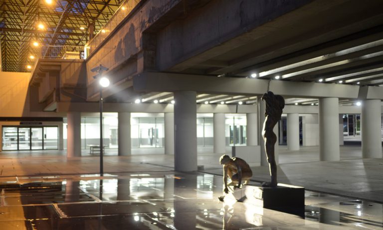 Gare de Roulers NMBS Lixero Buiten