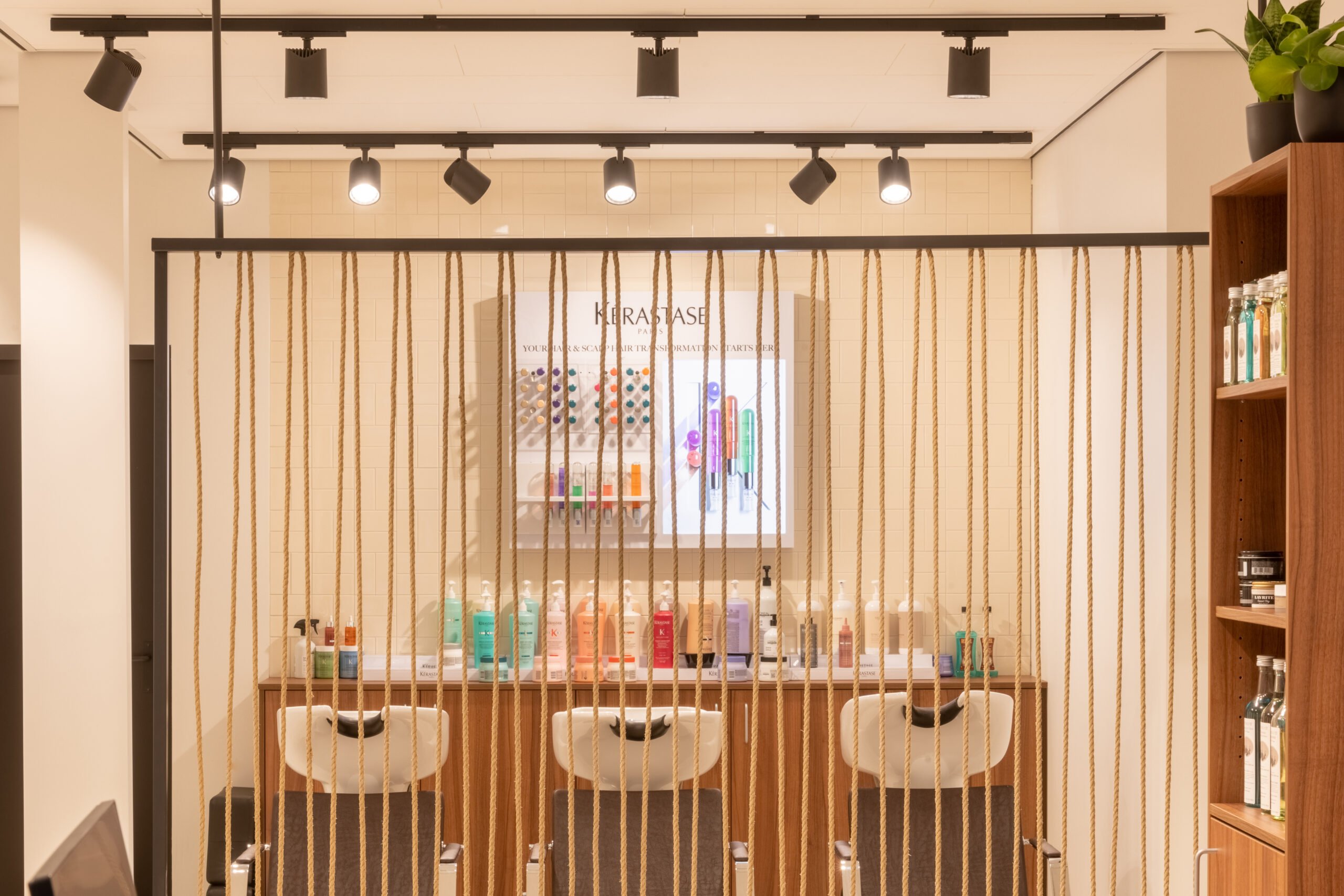 Cosmo Hairstyling Huizen Lixero Wasbakken 2